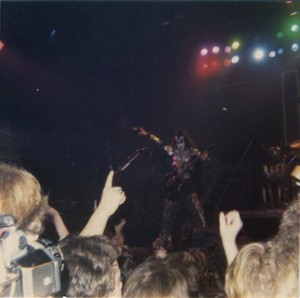 kiss-76-01-5.html