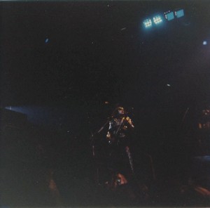 kiss-76-01-6.html